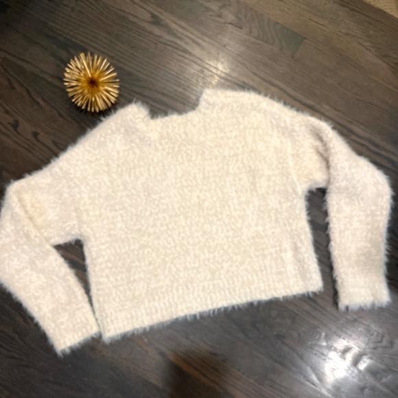 Forever 21 Eyelash Knit Crewneck Oversize Sweater Cropped Cream Long Sleeve Smal - Picture 8 of 8